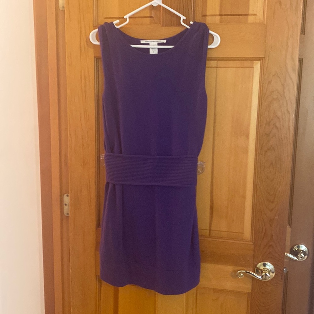 Diane von Furstenburg cashmere sheath drsss size small